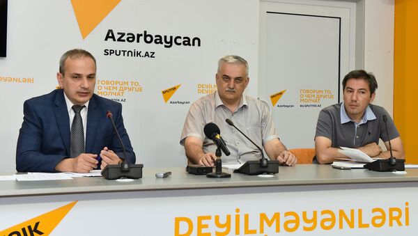 Круглый стол в Международном пресс-центре Sputnik Азербайджан, посвященный решению Центрального банка АР о начале проведения депозитных аукционов по привлечению средств - Sputnik Азербайджан