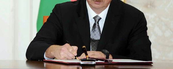 Президент Азербайджана Ильхам Алиев Президент Азербайджана Ильхам Алиев - Sputnik Азербайджан