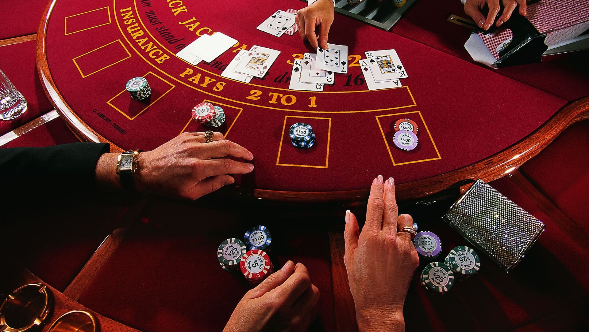 Hələ də kazino həvəskar olmağınızın 10 səbəbi