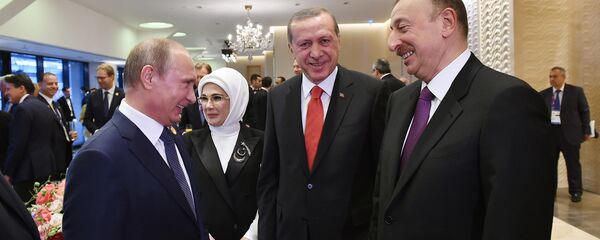 Ильхам Алиев, Реджеп Тайип Эрдоган и Владимир Путин, архивное фото Ильхам Алиев, Реджеп Тайип Эрдоган и Владимир Путин, архивное фото - Sputnik Азербайджан