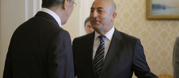 Глава МИД РФ Сергей Лавров провел встречу с турецким коллегой Мевлютом Чавушоглу - Sputnik Азербайджан
