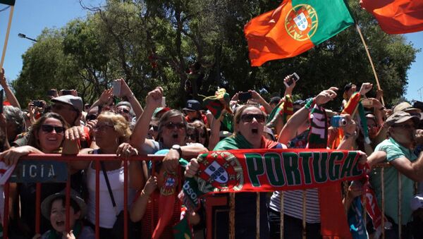 Португальцы встретили чемпионов Евро-2016 в Лиссабоне - Sputnik Азербайджан