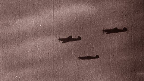 Первый налет люфтваффе на Москву. Съемки 1941 года - Sputnik Азербайджан
