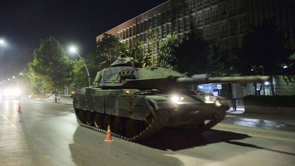 Турецкий танк на улице Анкары - Sputnik Азербайджан