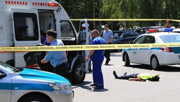Qazaxıstanın Alma-Ata şəhərinin mərkəzində silahlı basqın nəticəsində bir neçə polis əməkdaşı ölüb - Sputnik Azərbaycan