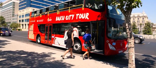 Туристические автобусы компании Baku City Tour Туристические автобусы компании Baku City Tour - Sputnik Азербайджан