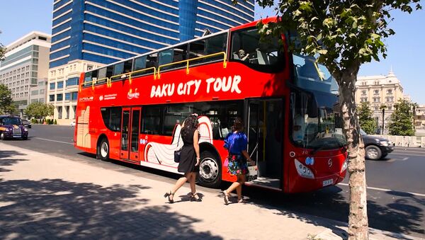 Туристические автобусы компании Baku City Tour - Sputnik Азербайджан