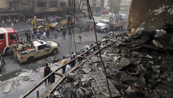 Взрыв в торговом центре в Багдаде - Sputnik Азербайджан