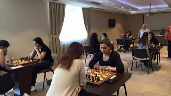 Шахматистки проходят подготовку к шахматной Олимпиаде в Габале - Sputnik Азербайджан