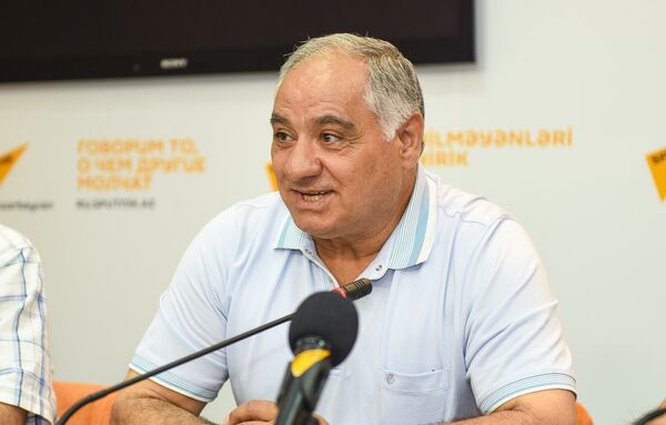 Доктор филологии, профессор Бакинского государственного университета Гулу Магеррамли - Sputnik Азербайджан