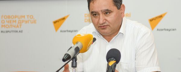 Этибар Алиев, глава центра Образование XXI век - Sputnik Азербайджан