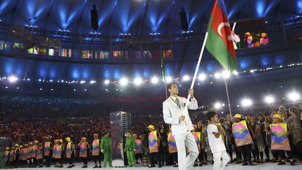 Парад Азербайджанcких спортсменов на церемонии открытия XXXI Летних Олимпийских игр - Sputnik Азербайджан