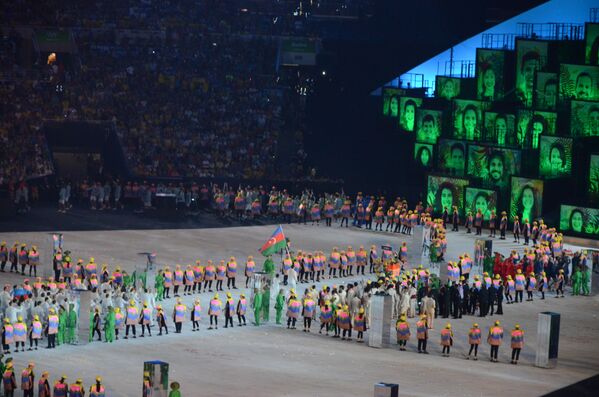 Церемония открытия XXXI летних Олимпийских игр на стадионе Маракана - Sputnik Азербайджан