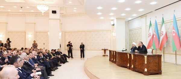 Президенты Азербайджана и Ирана выступают с заявлениями для прессы - Sputnik Азербайджан