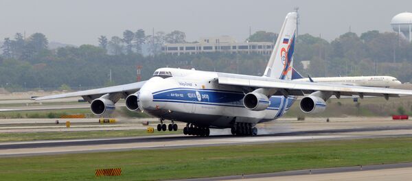 Транспортный самолет АН-124-100 Руслан. Архивное фото - Sputnik Азербайджан