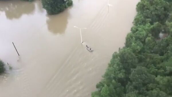 На юге США произошло крупное наводнение. Кадры из Луизианы - Sputnik Азербайджан