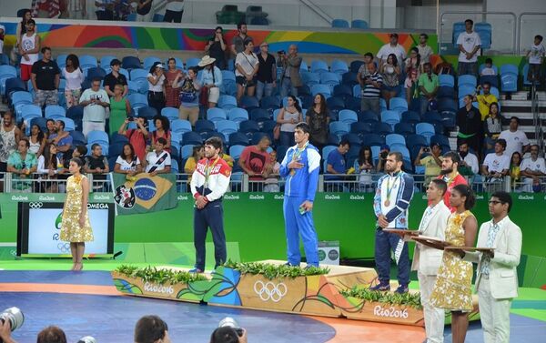Борец Джабраил Гасанов завоевал бронзу Олимпиады - Sputnik Азербайджан