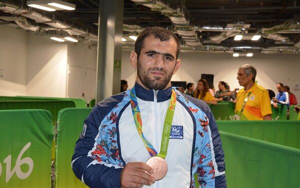 Борец Джабраил Гасанов завоевал бронзу Олимпиады - Sputnik Азербайджан