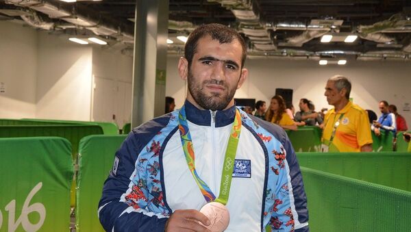 Борец Джабраил Гасанов завоевал бронзу Олимпиады - Sputnik Azərbaycan