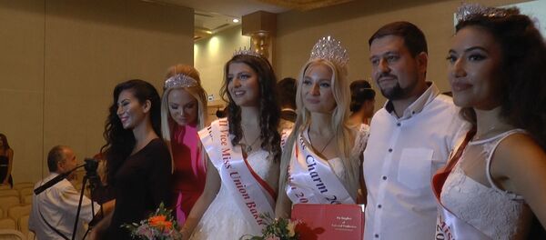 Красота спасет мир: корона Miss Union в Баку досталась Грузии Красота спасет мир: корона Miss Union в Баку досталась Грузии - Sputnik Азербайджан