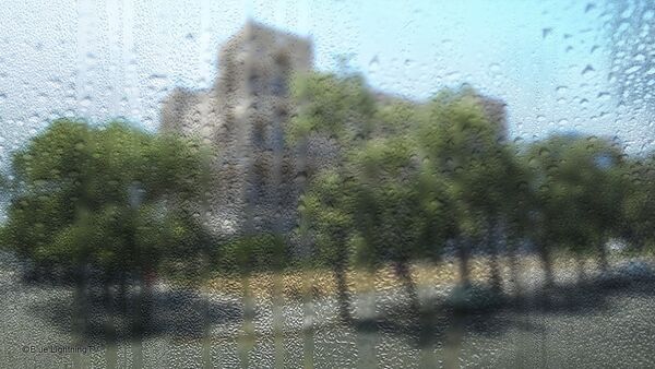 Дождливая погода в Баку. Архивное фото - Sputnik Азербайджан