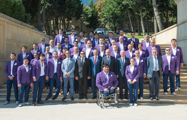 Встреча с азербайджанскими спортсменами-участниками летних Паралимпийских игр 2016 года - Sputnik Азербайджан