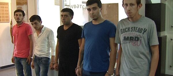 Члены преступной группировки, обвиняемые в убийстве Эльнура Гумбатова Члены преступной группировки, обвиняемые в убийстве Эльнура Гумбатова - Sputnik Азербайджан