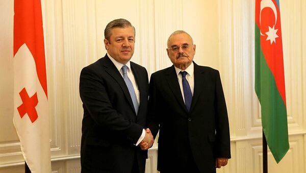 Премьер-министр Азербайджана Артур Расизаде и Грузии Георгий Квирикашвили - Sputnik Азербайджан