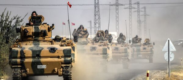 Вооруженные Силы Турции в рамках военной операции Щит Евфрата, архивное фото Вооруженные Силы Турции в рамках военной операции Щит Евфрата, архивное фото - Sputnik Азербайджан