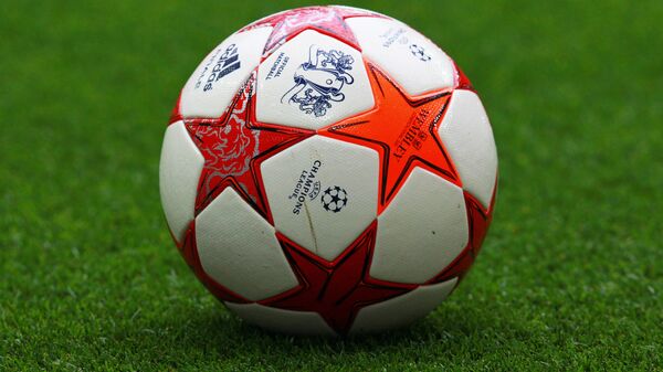 Футбольный мяч. Архивное фото - Sputnik Азербайджан