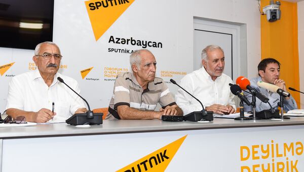 Пресс-конференция Как проходит подготовка к новому учебному году в Sputnik Азербайджан - Sputnik Азербайджан