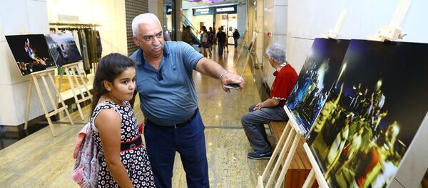 Выставка посвященная организованной террористической организацией FETÖ попытке военного переворота Выставка посвященная организованной террористической организацией FETÖ попытке военного переворота - Sputnik Азербайджан