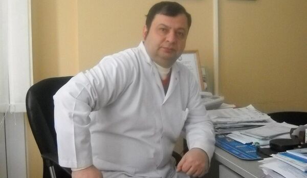 Mahir Məmmədli həkim-dermotoloq Mahir Məmmədli həkim-dermotoloq - Sputnik Azərbaycan