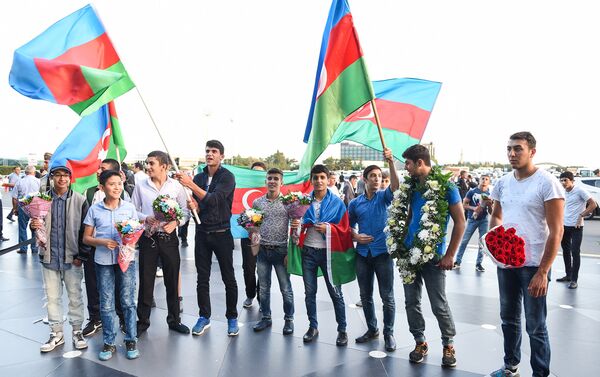Paralimpiyaçılarımızın tənənəli qayıdışı - Sputnik Azərbaycan