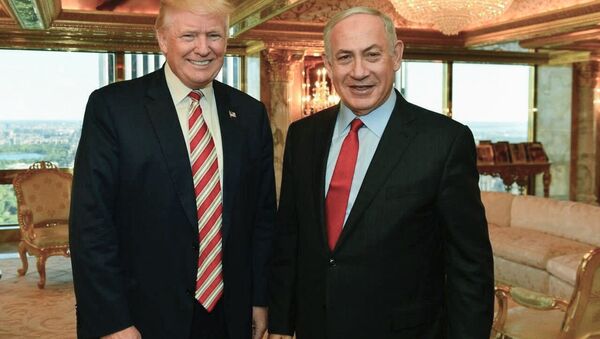 Tramp İsrailin baş naziri Benyamin Netanyahu ilə - Sputnik Azərbaycan