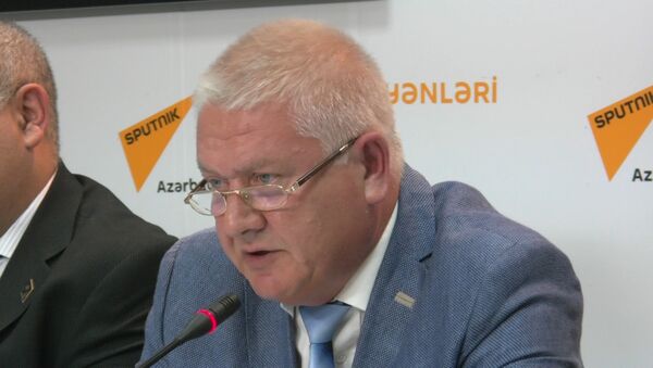 Денисов: Необходимо увеличивать число азербайджанцев, учащихся в России - Sputnik Азербайджан