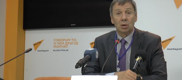 Марков: Азербайджан и Россия строят плодотворные отношения Марков: Азербайджан и Россия строят плодотворные отношения - Sputnik Азербайджан