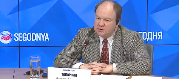 Николай Топорнин - Sputnik Азербайджан