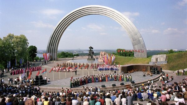 Празднование Дня славянской письменности и культуры в Киеве, 24 мая 1989 года - Sputnik Азербайджан