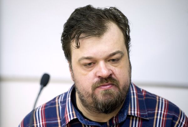 Спортивный комментатор, телеведущий Василий Уткин Спортивный комментатор, телеведущий Василий Уткин - Sputnik Азербайджан