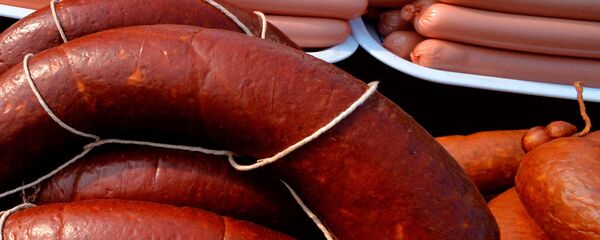 Мясная продукция, архивное фото Мясная продукция, архивное фото - Sputnik Азербайджан
