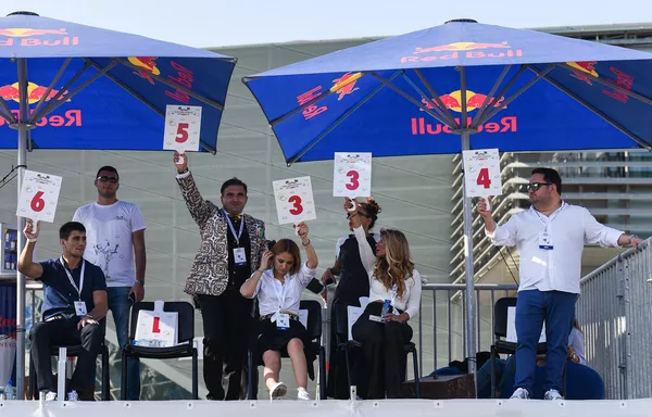 Гонки на мыльницах в центре Баку – соревнования Red Bull Soapbox - Sputnik Азербайджан