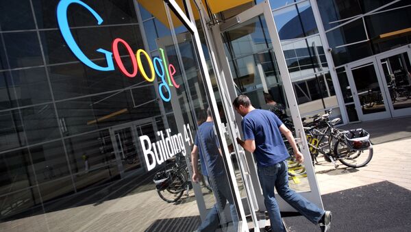 Штаб-квартира Google в округе Маунтин-Вью, штат Калифорния, США - Sputnik Azərbaycan