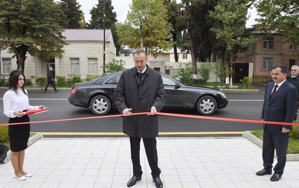 Ильхам Алиев открыл новое здание Газахского районного историко-краеведческого музея - Sputnik Азербайджан