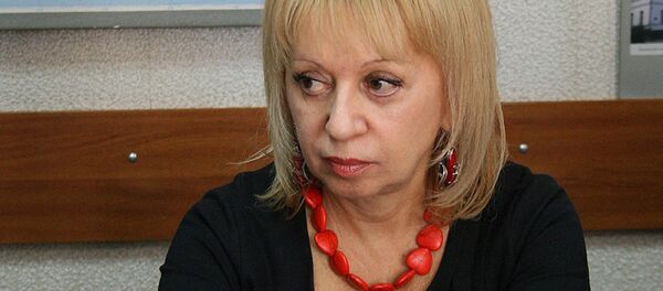 Сотрудница МИА Россия сегодня Элла Таранова Сотрудница МИА Россия сегодня Элла Таранова - Sputnik Азербайджан