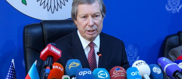 Американский сопредседатель Минской группы ОБСЕ Джеймс Уорлик Американский сопредседатель Минской группы ОБСЕ Джеймс Уорлик - Sputnik Азербайджан
