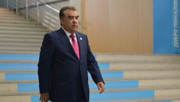 Президент Республики Таджикистан Эмомали Рахмон - Sputnik Азербайджан