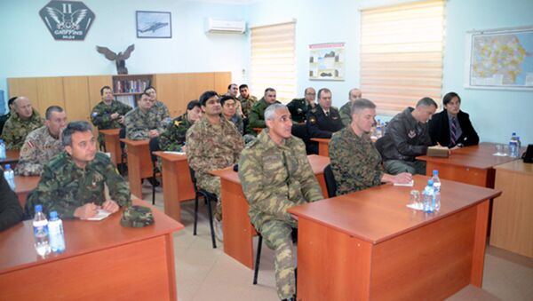Военные атташе, аккредитованные в Азербайджане, посетили воинскую часть - Sputnik Азербайджан