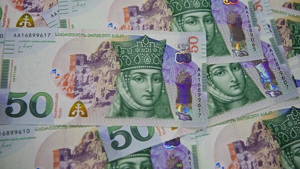 Грузинские банкноты номиналом в 50 лари, архивное фото - Sputnik Азербайджан
