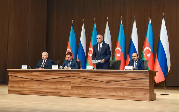 Выступление министра экономики Азербайджана Шахина Мустафаева на азербайджано-российском межрегиональном форуме в Баку - Sputnik Азербайджан